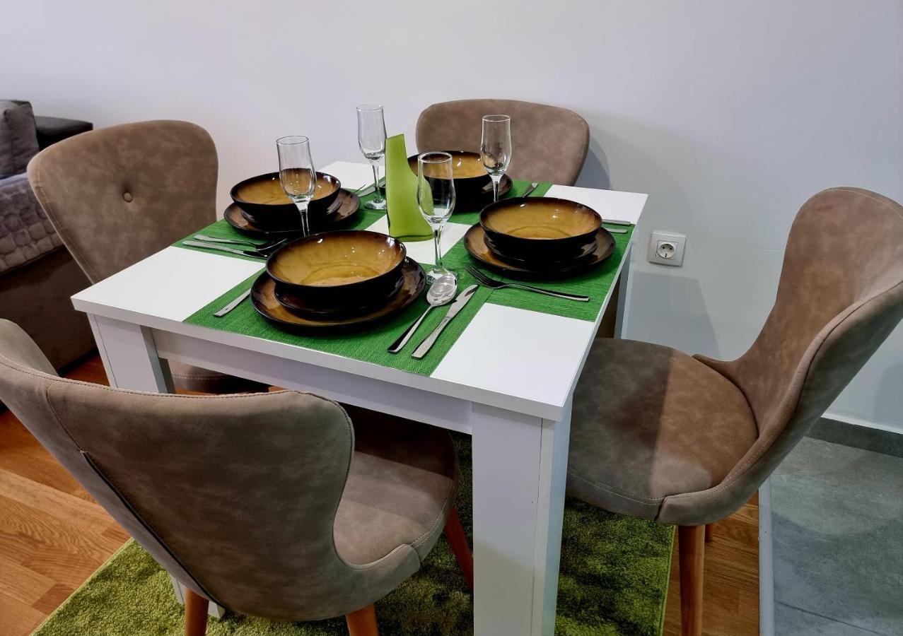 Modern & Trendy Apartment Skopje Esterno foto