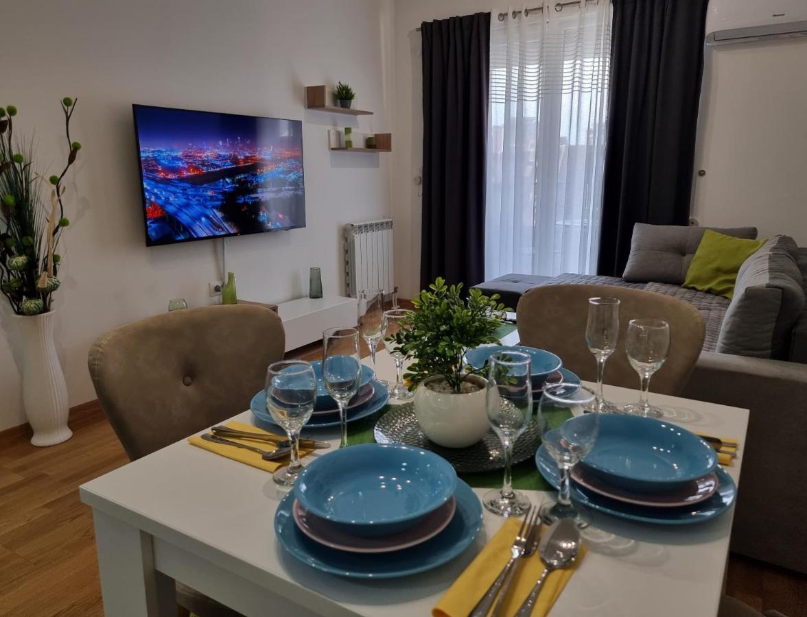 Modern & Trendy Apartment Skopje Esterno foto