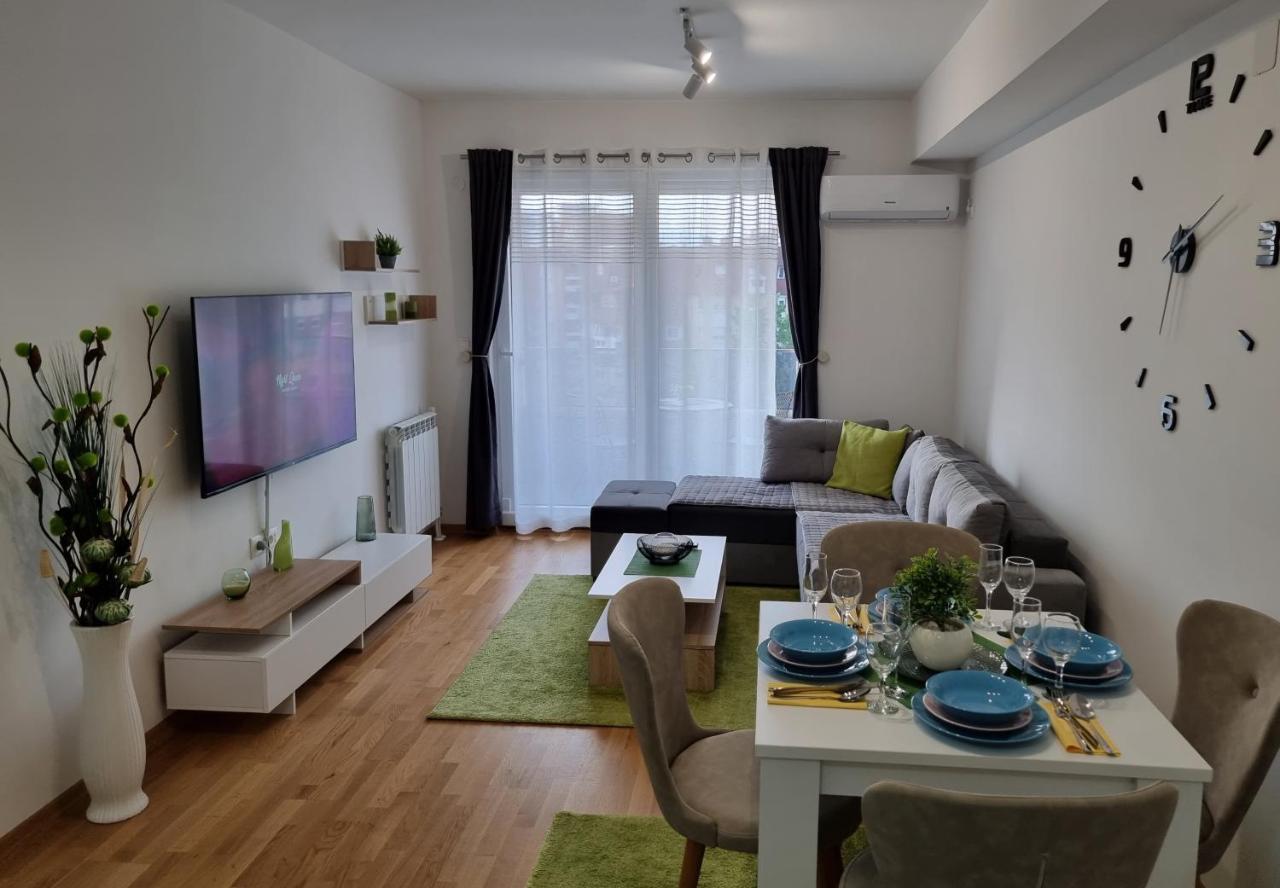 Modern & Trendy Apartment Skopje Esterno foto