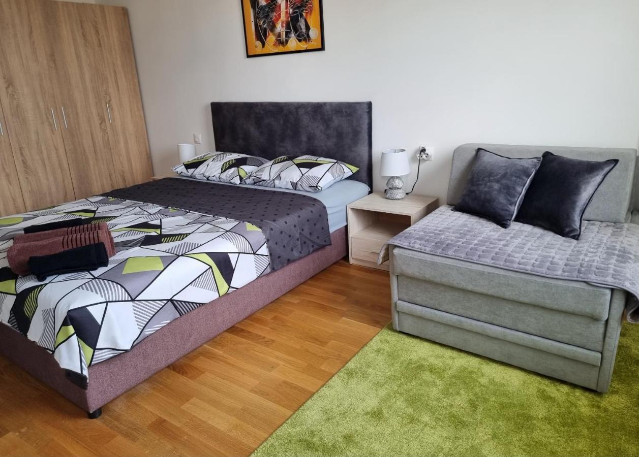 Modern & Trendy Apartment Skopje Esterno foto